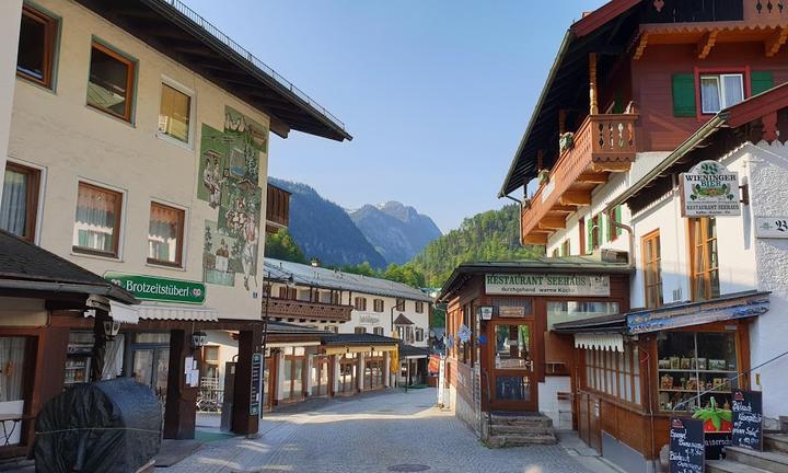 Gasthaus "Seealm Koenigssee"